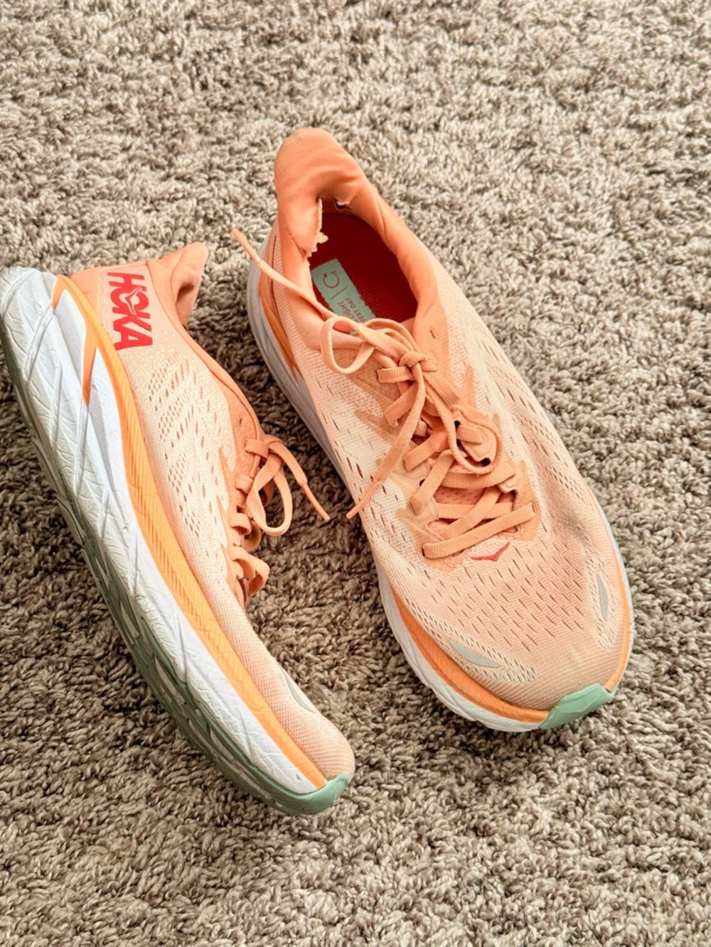 Hoka • Clifton 8 Women’s Running Shoes 8.5